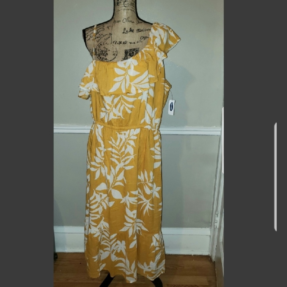 Spaghetti strap summer dress
